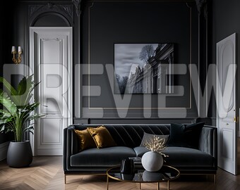 Könnte beinhalten: Ein dunkelgraues Samtsofa mit goldenen Verzierungen und zwei Kissen, eines gold und eines schwarz, steht in einem Raum mit dunkelgrauen Wänden und weißen Leisten. Ein Schwarzweißfoto hängt an der Wand über dem Sofa. Ein gläserner Couchtisch mit goldfarbenem Gestell steht vor dem Sofa.