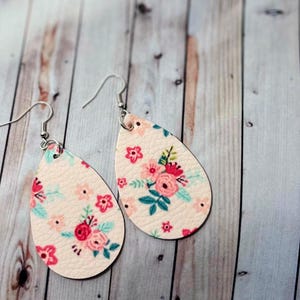 Faux Leather Floral Teardrop Earrings Boho Lightweight Soft Drop Earrings