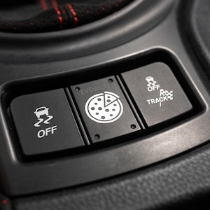 Premium Vinyl, Pizza blank button decal sticker available in 3 different sizes. Fits all blank car buttons!