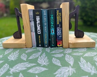 Book ends music note