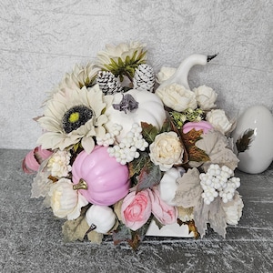 Table decoration, autumn decor with pumpkin, autumn decor, artificial leaves, artificial pumpkin, artificial flowers