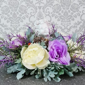 Grave arrangement with angel, grave decoration, grave decoration, grave arrangement