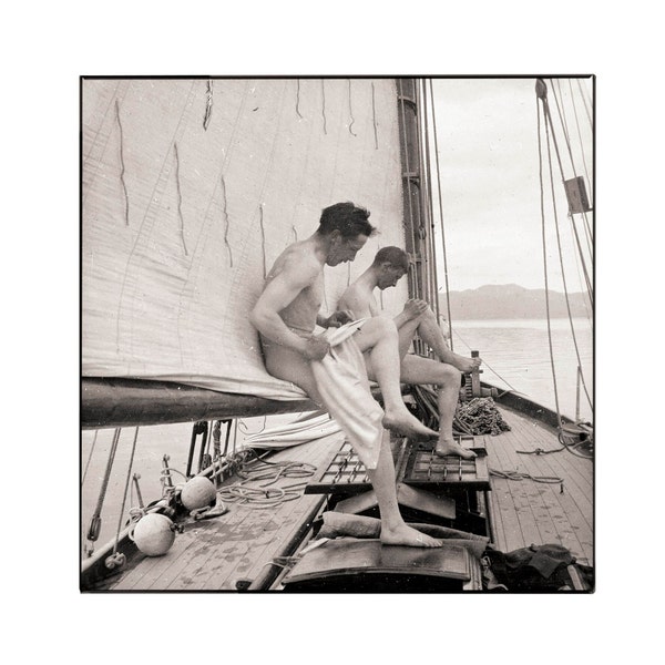 9 NOSTALGIC SAILING PHOTOS (set 3)... photos of vintage sailboats and recreational sailing betwen 1890 - 1920