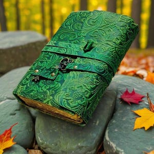 Green Garden Flower Leather Journal With Lock | Vintage Lock Journal ...