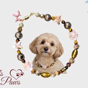 Kusthuisdierketting, schelpbloem, kristallen hondensieraden, elegant handgemaakt huisdieraccessoire