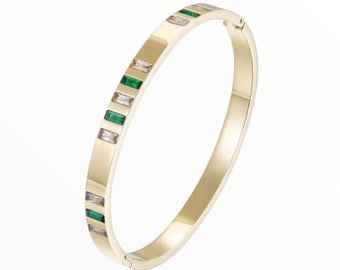 Emerald Line Zirconia Bangle