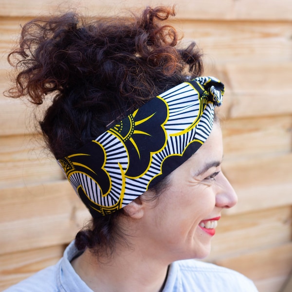 Bandeau en coton fait main dans les tons noir et blanc