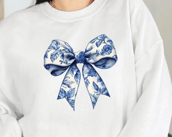 Toile De Jouy Coquette Bow Sweatshirt, Blue Ribbon Sweatshirt, Girly Aesthetic Crewneck, Cute Coquette Bow Sweatshirt, Toile Blue Bow Sweat