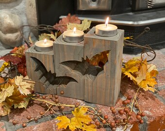 Portacandele a forma di pipistrello di Halloween in stile trittico ritagliato a mano (candele incluse)