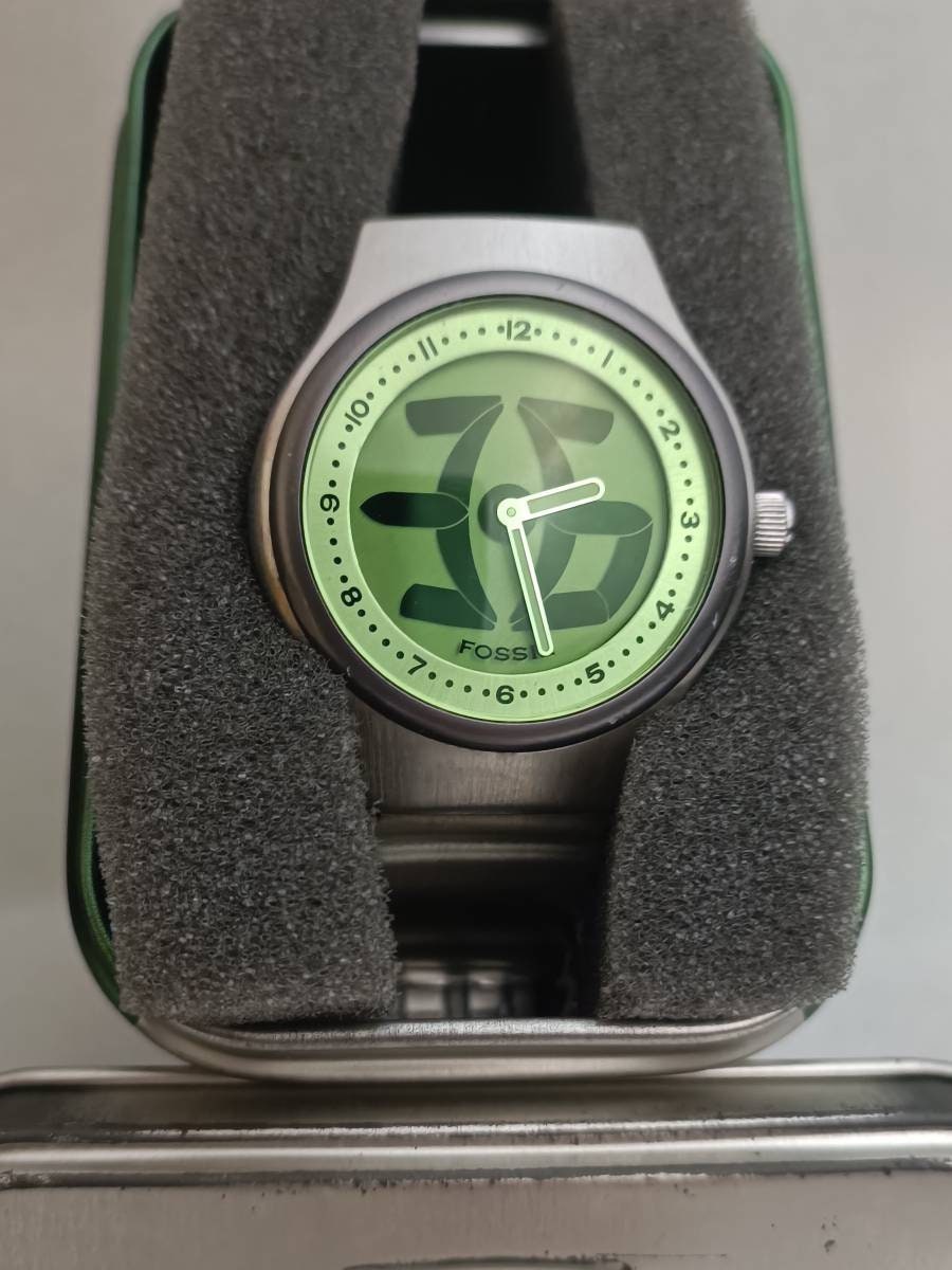 FOSSHL 腕時計 BIG TIC 純正】限界価格Fossil big tic blue flame - メルカリ