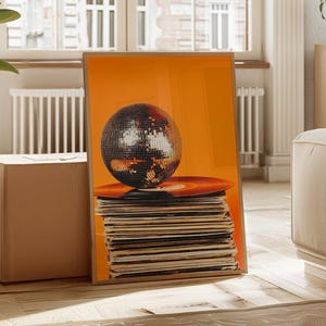 Poster musicale in vinile retrò / Arte murale vintage con palla da discoteca / Decorazione con stampa musicale funky / Arte per la casa alla moda / Regalo con download digitale per gli amanti della musica
