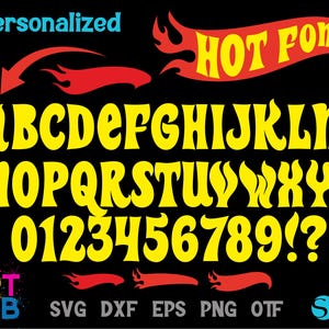 Op de afbeelding: Een zwarte achtergrond met een gele lettertype set met letters, cijfers en symbolen. De woorden "HOT FONT" staan in een rode banner met vlamaccenten. Het woord "Personalized" is blauw. De afbeelding bevat bestandstype afkortingen.