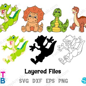 Pu&ograve; includere: Un set di cinque file di taglio digitale con dinosauri dei cartoni animati in varie pose. I dinosauri sono verdi, marroni e neri. I file sono stratificati e includono i formati SVG, DXF, EPS e PNG.
