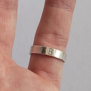 Anel com letra personalizada | prata esterlina ag925