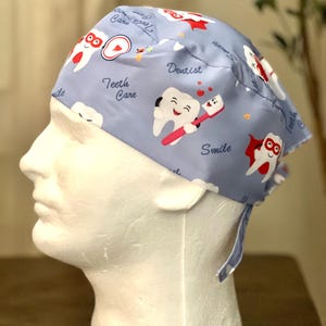Unisex lila tandläkare skrubbhatt