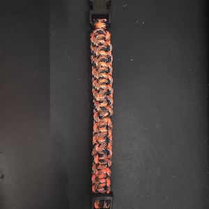 Paracord survival Bracelet 7.5&quot; long