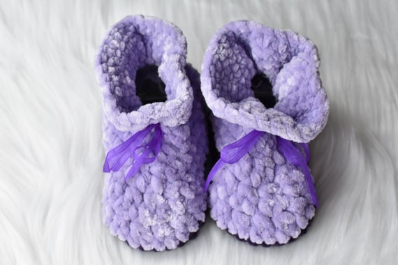 Purple baby booties clearance