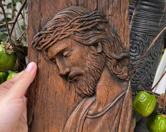 Hand-Carved Wood Jesus Christ Relief Sculpture: Crown of Thorns