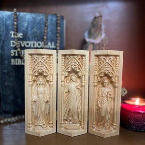 Handmade Prayer Altar Catholic - Catholic Triptych - Wood Carving - Catholic Gifts - Housewarming Gifts -Mother&#39;s Day Gifts.