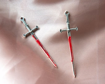 Amuleto de joyería con espada ensangrentada, amuleto de joyería con espada de fantasía, colgante de espada, fabricación de joyas DIY, suministros para manualidades con collares y aretes
