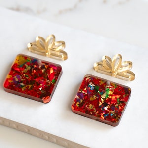 Cadeau de Noël festif à paillettes avec découpe d&#39;ébauches de boucles d&#39;oreilles en acrylique, fabrication de bijoux de boucles d&#39;oreilles pendantes artisanales, bas de Noël de vacances