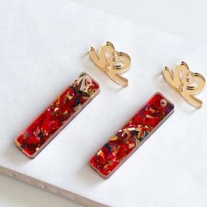 Cadeau de Noël festif à paillettes avec découpe d&#39;ébauches de boucles d&#39;oreilles en acrylique, fabrication de bijoux de boucles d&#39;oreilles pendantes artisanales, bas de Noël de vacances