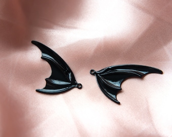 Dijes de joyería con alas de dragón negro, colgante de dragón de fantasía, fabricación de joyas DIY, suministros para manualidades de aretes y collares, juego de dos