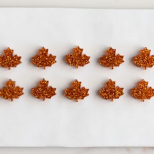 Glitter Orange Ahornblatt Cabochons Sets von 10, Ohrstecker Schmuckherstellung, DIY Handwerk Ohrringe, Ohrring machen, Herbst Blätter Ohrring Rohling