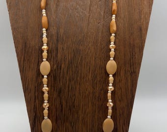Single Strand Pine Nut Lanyard with Glass Beads