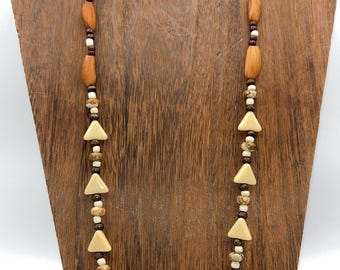Single Strand Pine Nut Lanyard with Glass Beads