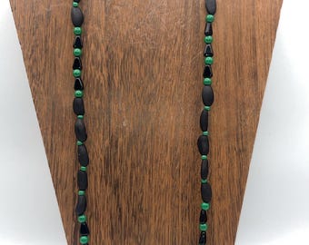 Single Strand Pine Nut Lanyard with Glass Beads