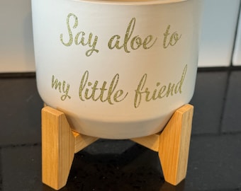 Powiedz Aloe Mojemu Małemu Przyjacielowi Planter - Roślinny kalambur, Uroczy zabawny prezent, Sukulent, Aloes, Kaktus, Doniczka Scarface ze spodkiem (biała)