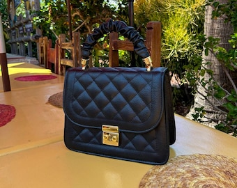 Bolso de mano Antonella de piel brasileña - Bolso de hombro acolchado