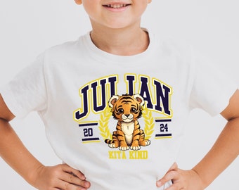 Jungen T-Shirt Kinder Shirt Personalisiert mit Name | KITA Kindergarten Einschulung 2024