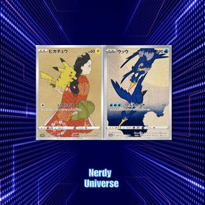 Könnte beinhalten: Zwei Sammelkarten mit japanisch inspirierten Kunstwerken. Eine Karte zeigt Pikachu mit einer Frau in einem roten Kimono. Die andere Karte zeigt blaue Vögel. Der Text "Nerdy Universe" befindet sich unten.