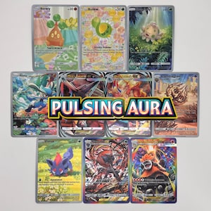 Puede incluir: Una colección de nueve coloridas cartas coleccionables con varias criaturas y personajes ilustrados, dispuestas en una cuadrícula. El texto PULSING AURA se muestra prominentemente en el centro de la imagen sobre las cartas.
