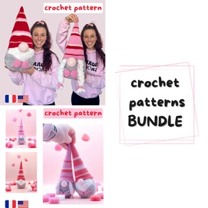 Może przedstawiać: Zestaw wzorów na szydełku przedstawiający gnomy w różowych i czerwonych czapkach. Gnomy trzymają serca i są otoczone różowymi sercami. W obrazie widnieje tekst "crochet patterns bundle".