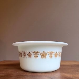 Pyrex 75 &#39;Butterfly Gold&#39; Butter/Margarine Tub, No lid