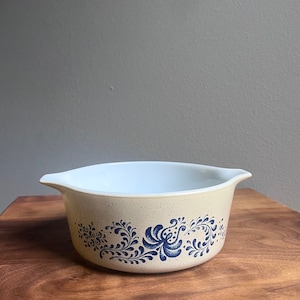 Pyrex 472 &#39;Homestead&#39; Casserole Dish (no lid), 750 ml