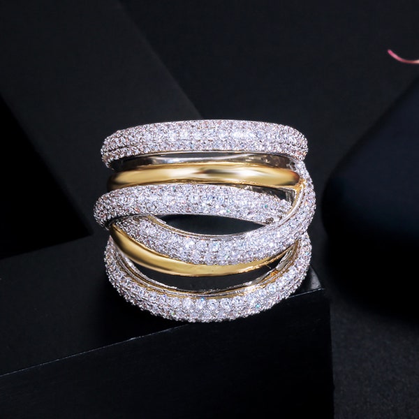 Modischer 14K Goldring Vollverkrustet mit Moissanite - Zweifarbiger Ring für Modern Style