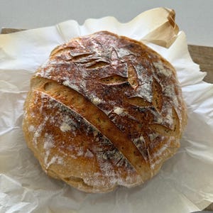 Przepis na ręcznie robiony chleb rzemieślniczy na zakwasie