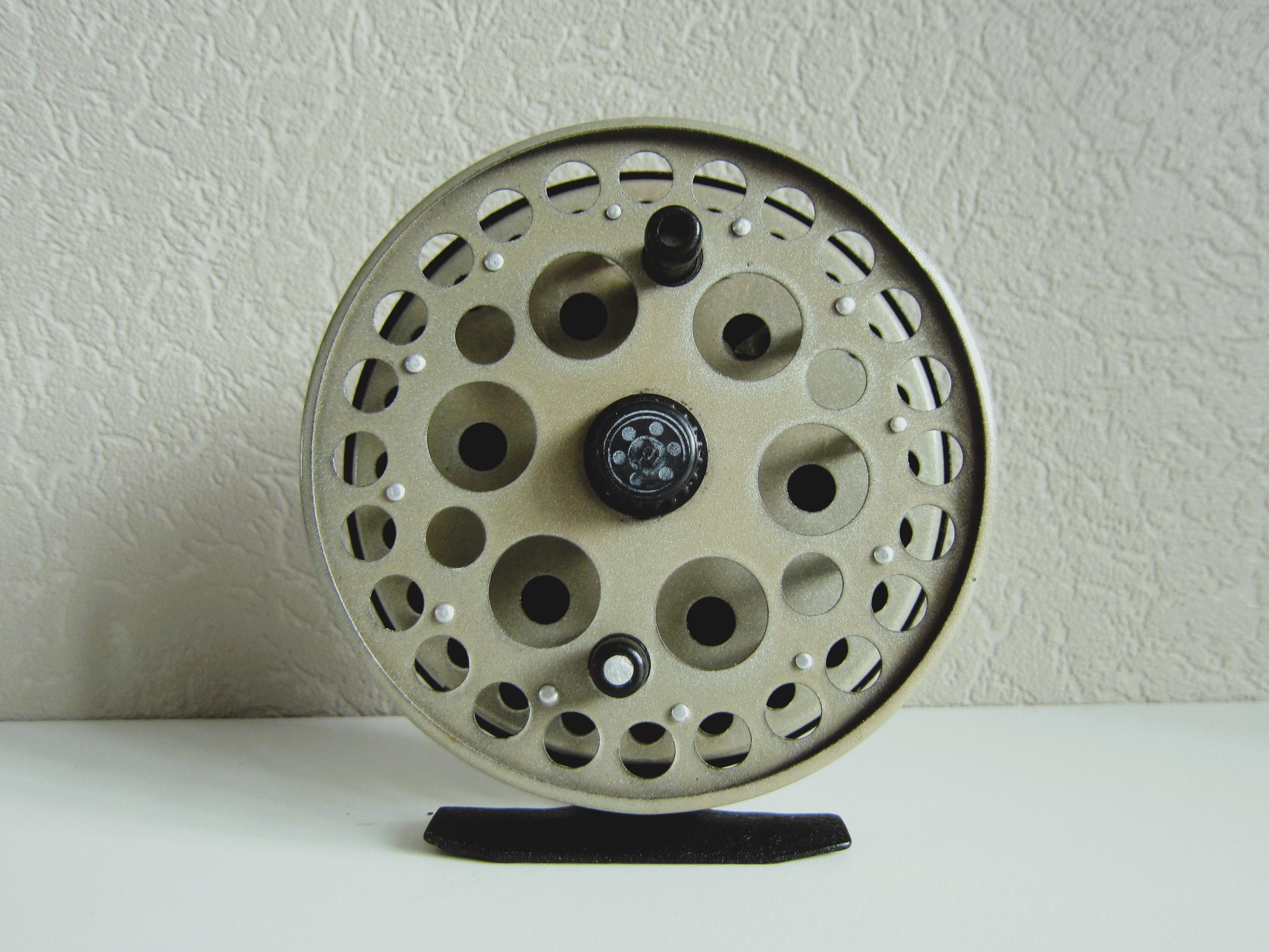 conventional reels for kayak fishing Raptor 9.5ft Fin Drive Modular Cyan Gray / in 2 Pics of coolers / 380lb capacity. Hook Size - Pieces Per Pack:1/0 - 25 pcs x