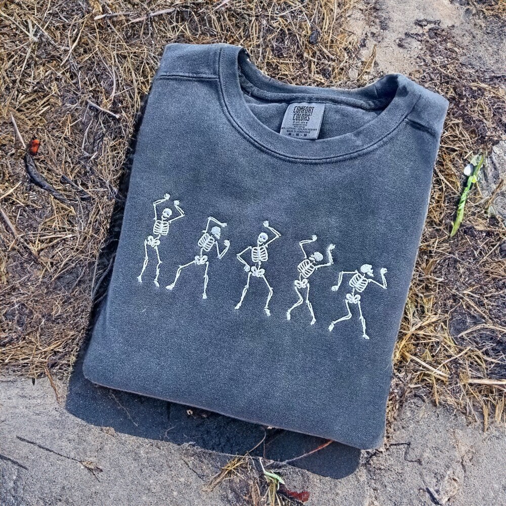 Autumn Sweatshirt Dancing Skeletons Shirt, Halloween Skeleton Comfort Colors® Sweatshirt, Spooky Season Sweatshirts, Autumn Sweatshirt, Halloween Sweatshirt Ghost Sweatshirt