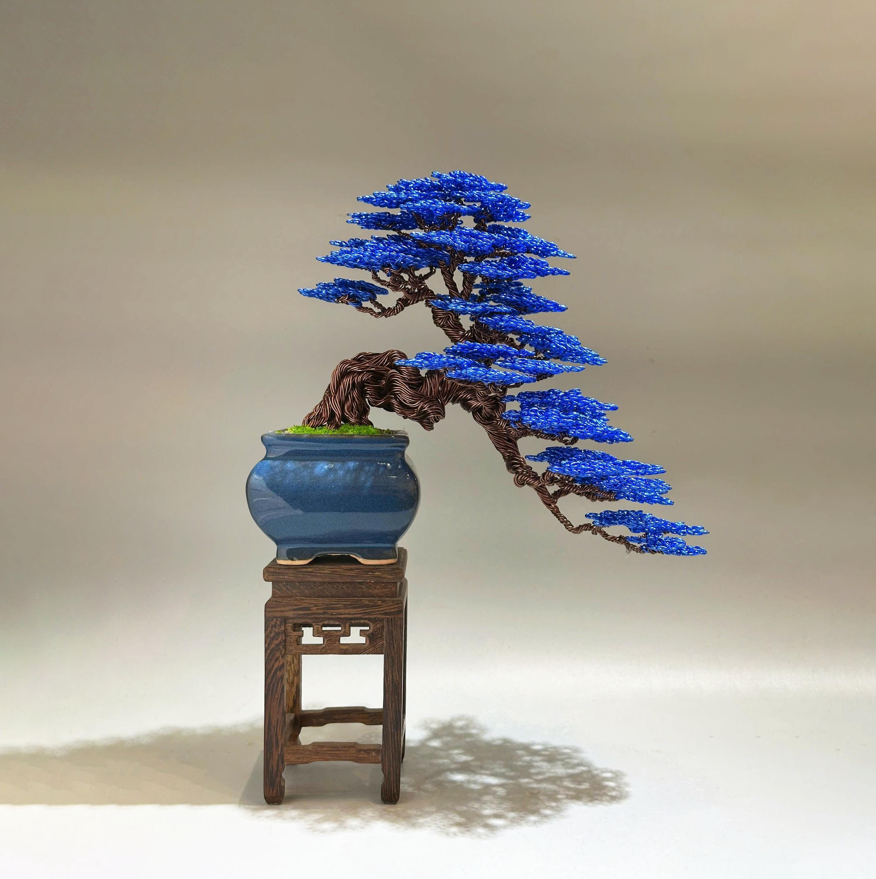 Draht Bonsai Baum mit blauem Laub im Wasserfall-Stil, einzigartiges  Valentinstag Geschenk, Bonsai Baum Kunst, Drahtbaum Skulptur, Schreibtisch  Dekor, Bcherregal Dekor - Etsy sterreich