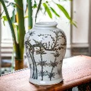 Large bamboo vase -  Italia