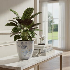Vintage-inspired 20cm Ceramic Planter with White Floral Pattern