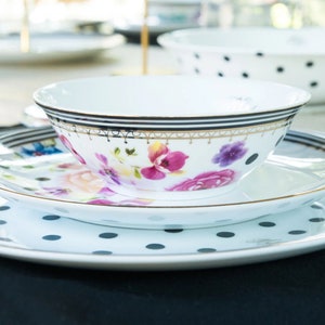 Elegant Set of 4 Porcelain Flower & Polka Dot Bowls with Gold Edging - Perfect for Entertaining and Gift-Giving