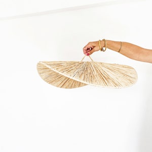 Suspension en raphia, de forme plane - abat-jour en fibres naturelles pour salon entrée chambre