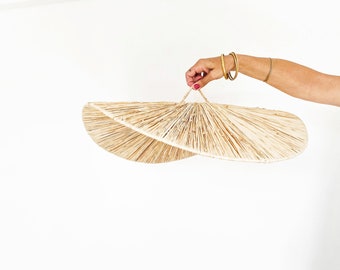Suspension en raphia, de forme plane - abat-jour en fibres naturelles pour salon entrée chambre