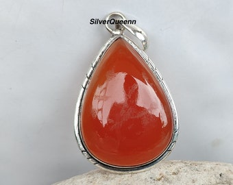 Ciondolo a forma di corniola a forma di pera fatto a mano: castone in argento sterling 925